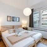 Apartamento Casiola - Cozy With Parking Near The