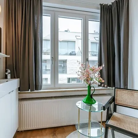 Apartment Huswell - Cozy With Parking Near The Knokke-Heist