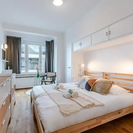 Casiola - Cozy With Parking Near The Apartamento